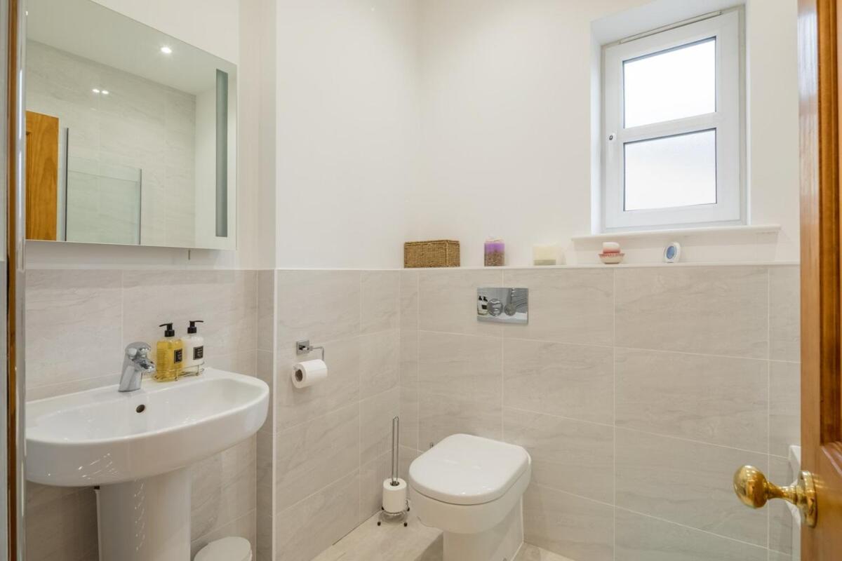 Large 4 Bedroom Home With Garden And Free Parking Cambridge  Luaran gambar