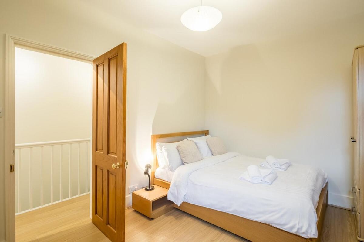 Large 4 Bedroom Home With Garden And Free Parking Cambridge  Luaran gambar