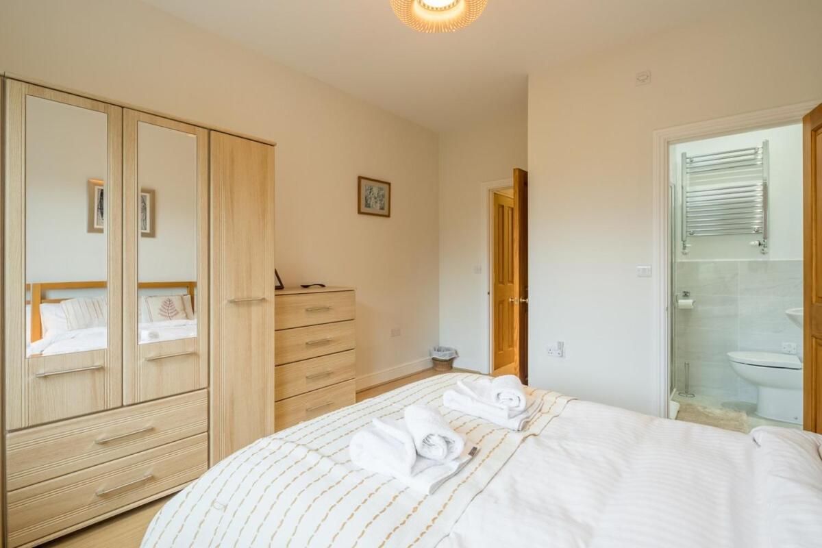 Large 4 Bedroom Home With Garden And Free Parking Cambridge  Luaran gambar